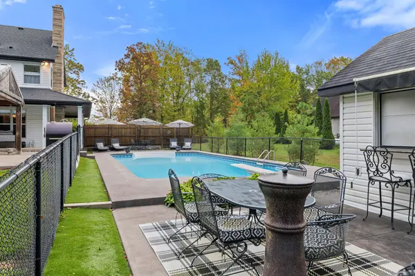 51268 Tunnacliffe RD S, Wainfleet, ON L0S 1V0