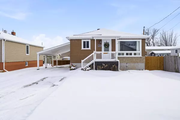 Cornwall, ON K6H 3B2,605 Twelfth ST E