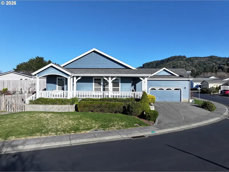 98126 W BENHAM LN #17, Brookings, OR 97415