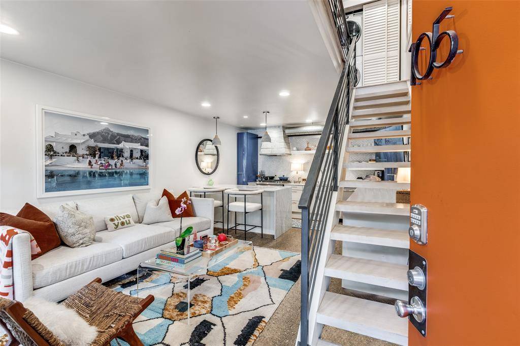 2727 Hood Street #105, Dallas, TX 75219