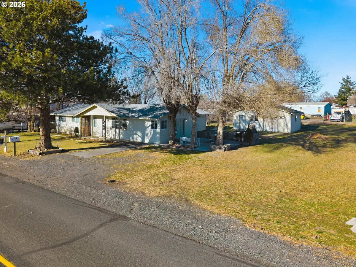 443 9TH ST, Metolius, OR 97741