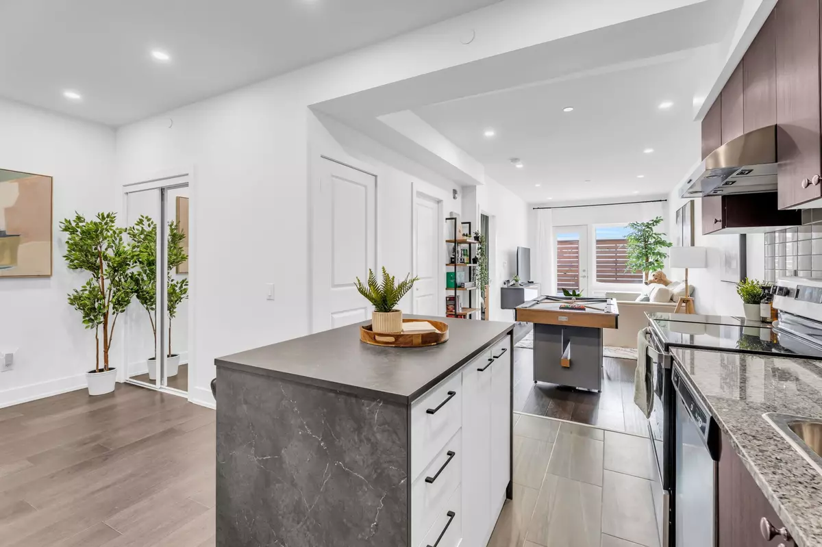 Orangeville, ON L9W 1L3,310 Broadway AVE #106