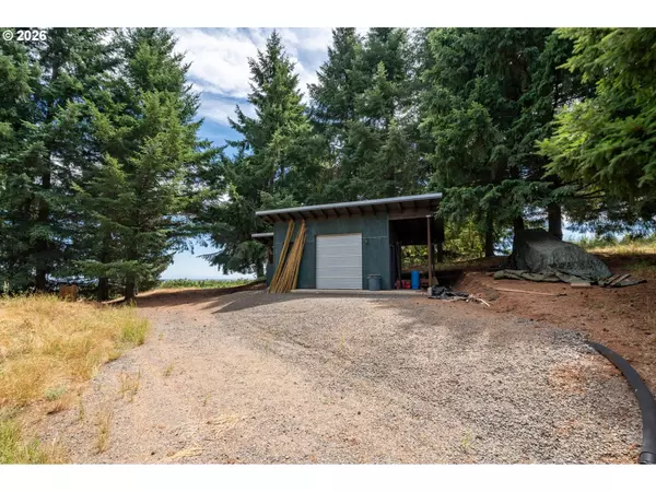 Dundee, OR 97115,19601 NE TRUNK RD