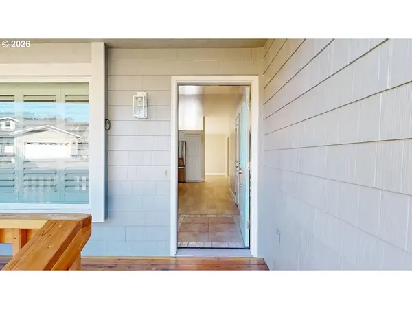 6758 JASMINE CT, Brookings, OR 97415