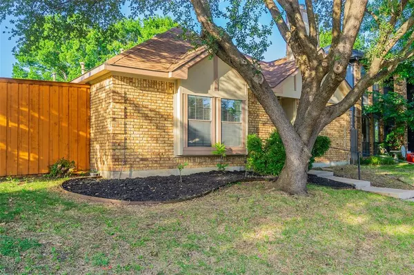 2203 Greenview Drive, Carrollton, TX 75010