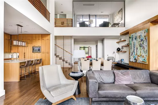 Dallas, TX 75229,11460 Strait Lane