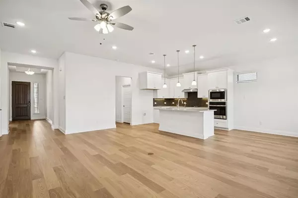 Fort Worth, TX 76036,4508 Snakeweed Street