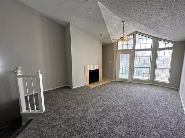 Dallas, TX 75243,9823 Summerwood Circle #1004