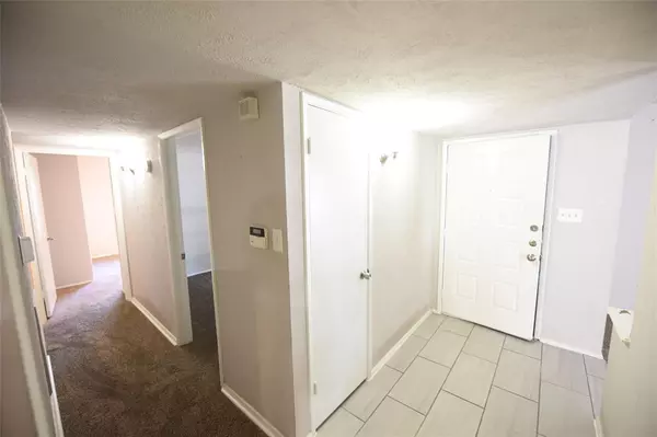 Fort Worth, TX 76133,3820 Seven Gables Street