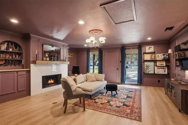 Arlington, TX 76012,1008 Ridgewood Terrace