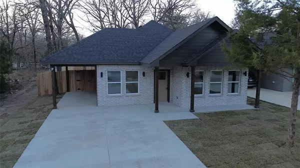 106 Ute Trail, Mabank, TX 75156