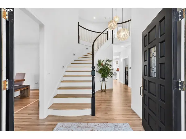 11511 S RIVERWOOD RD, Portland, OR 97219