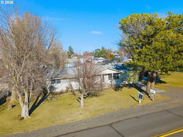 Metolius, OR 97741,443 9TH ST