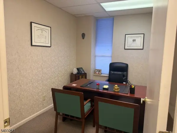 191 Hamburg Tpke, Pompton Lakes Boro, NJ 07442