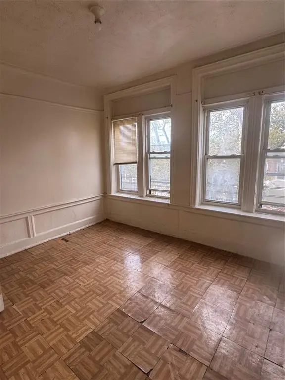 659 Miller AVE, Brooklyn, NY 11207