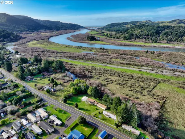 95707 JERRYS FLAT RD, Gold Beach, OR 97444