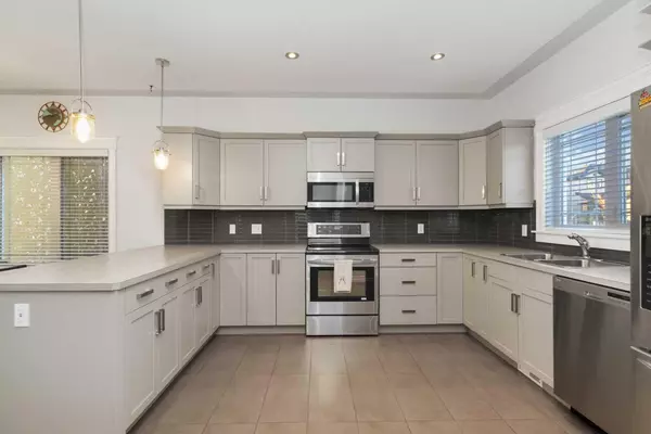 Fort Mcmurray, AB T9K 2W8,104 Collicott DR