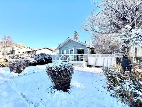 88 Poplar ST, Drumheller, AB T0J0Y1