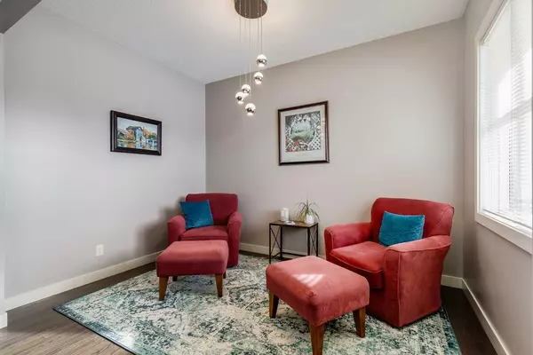 Airdrie, AB T4B 0T2,382 Williamstown GN NW