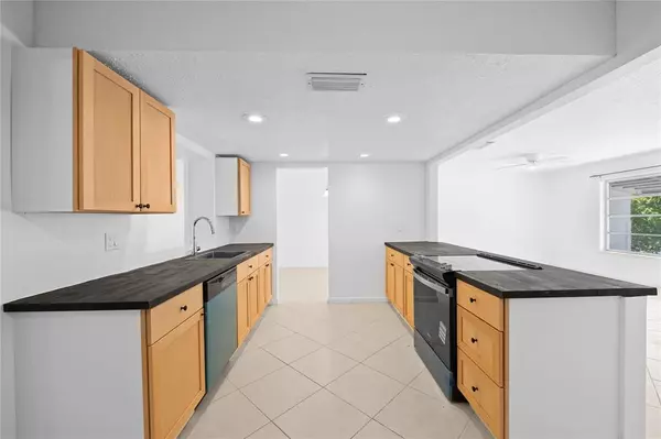 Margate, FL 33063,7005 NW 11th St