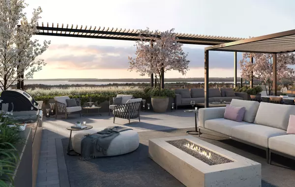 Burlington, ON L7T 2E1,500 Plains RD E #LPH 10