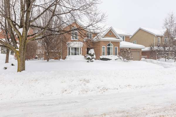 4175 Arbourfield DR, Burlington, ON L7M 4A7