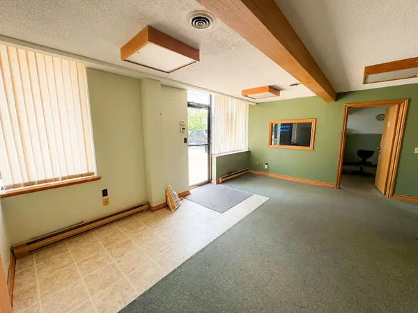 609 Clarke RD #10, London East, ON N5V 4C1