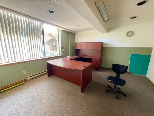 609 Clarke RD #10, London East, ON N5V 4C1