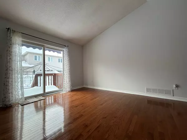 Hunt Club - Windsor Park Village And Area, ON K1V 0N6,106 Mosswood CT W