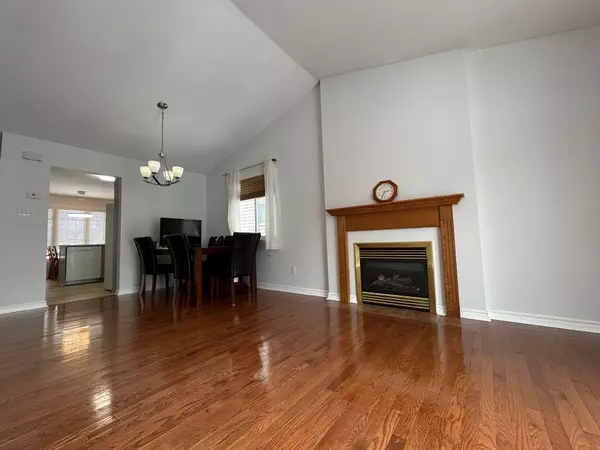 Hunt Club - Windsor Park Village And Area, ON K1V 0N6,106 Mosswood CT W