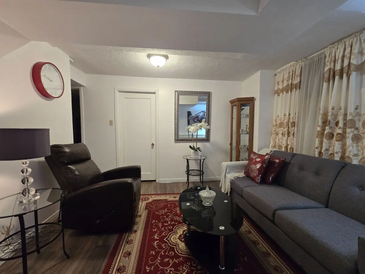 9 Shademaster CT #Bsmt, Toronto E11, ON M1B 1Y5