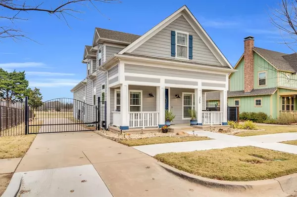 Midlothian, TX 76065,209 Cody Hunter Lane