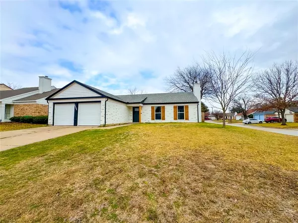 2602 Bennington Court, Grand Prairie, TX 75052