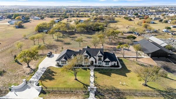 200 Corral Road, Godley, TX 76044