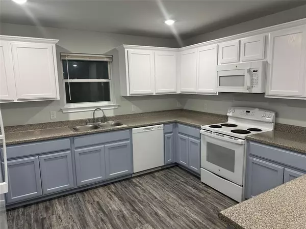 800 Sycamore Street #106, Commerce, TX 75428