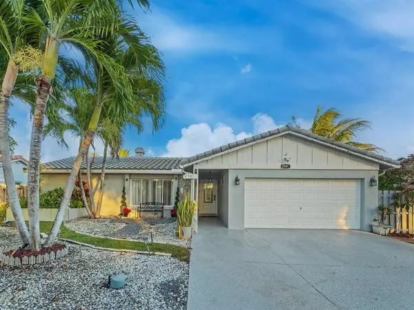 2501 NW 98th way, Coral Springs, FL 33065