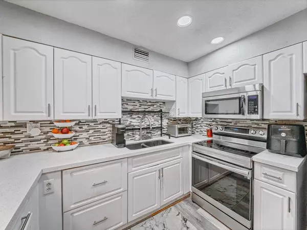 Coral Springs, FL 33065,2501 NW 98th way