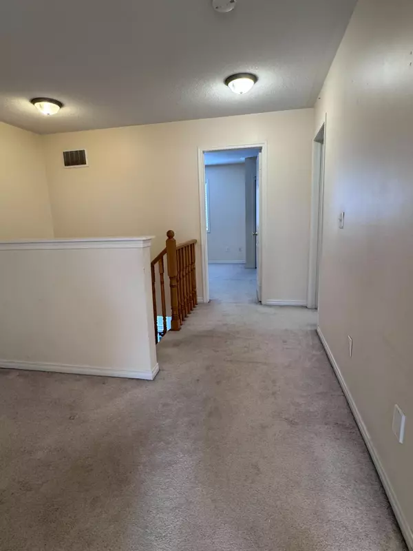 Burlington, ON L7M 0N4,3196 Tim Dobbie DR