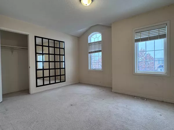 Burlington, ON L7M 0N4,3196 Tim Dobbie DR