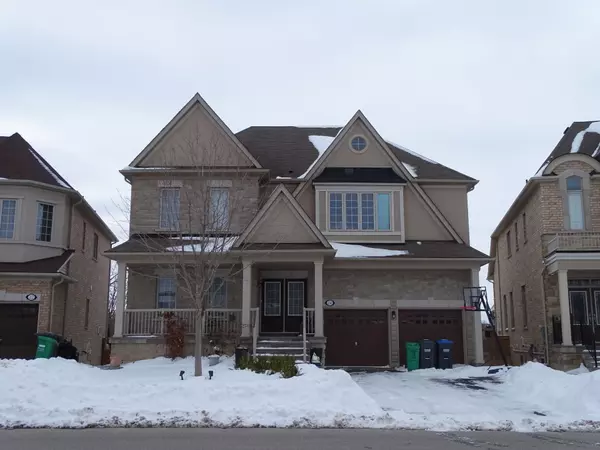24 Llyod Sanderson DR, Brampton, ON L6Y 3A5