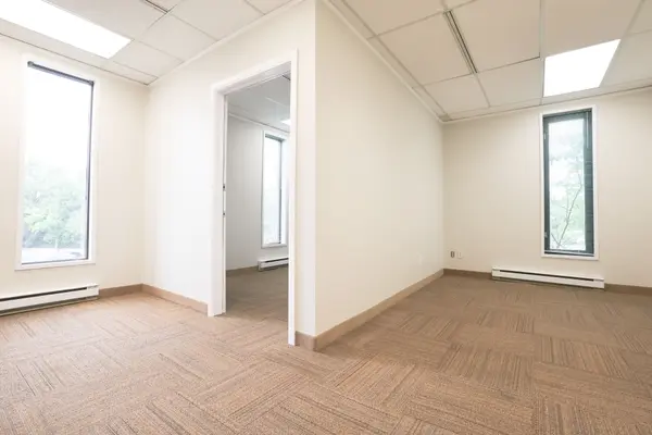 1376 Bank ST #208, Billings Bridge - Riverside Park And Area, ON K1H 7Y3