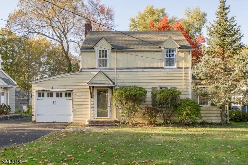 New Providence Boro, NJ 07974,14 Holmes Oval