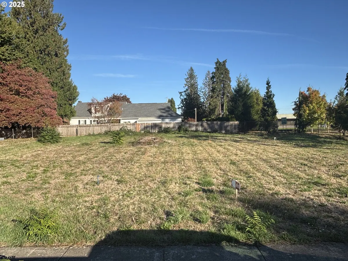 726 SE TAMPA ST, Camas, WA 98607