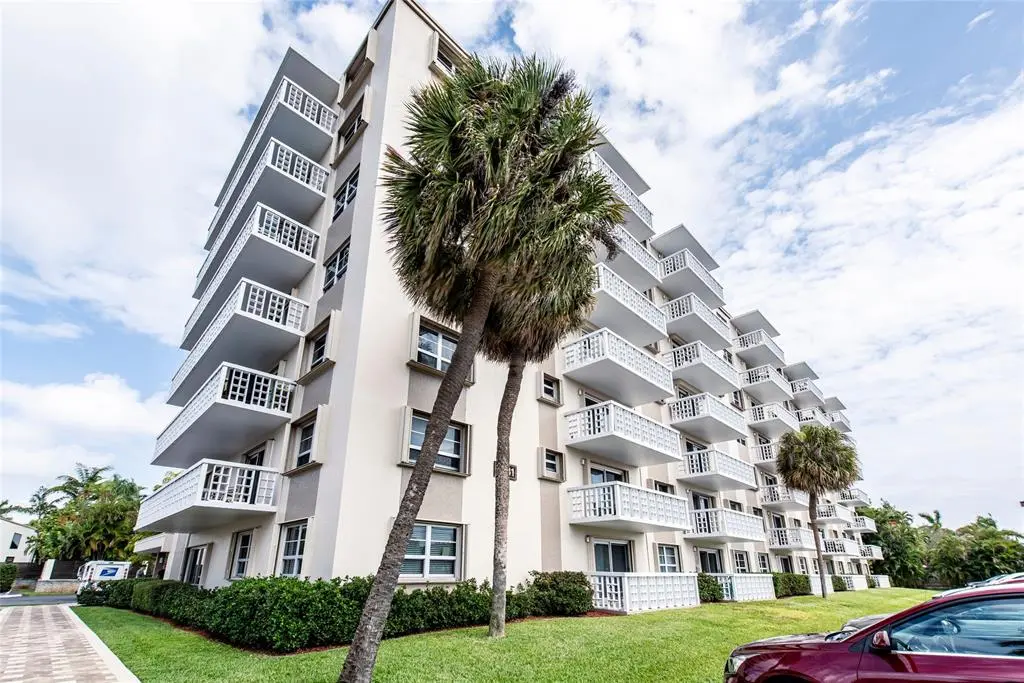 Fort Lauderdale, FL 33308,1831 NE 38th St #206