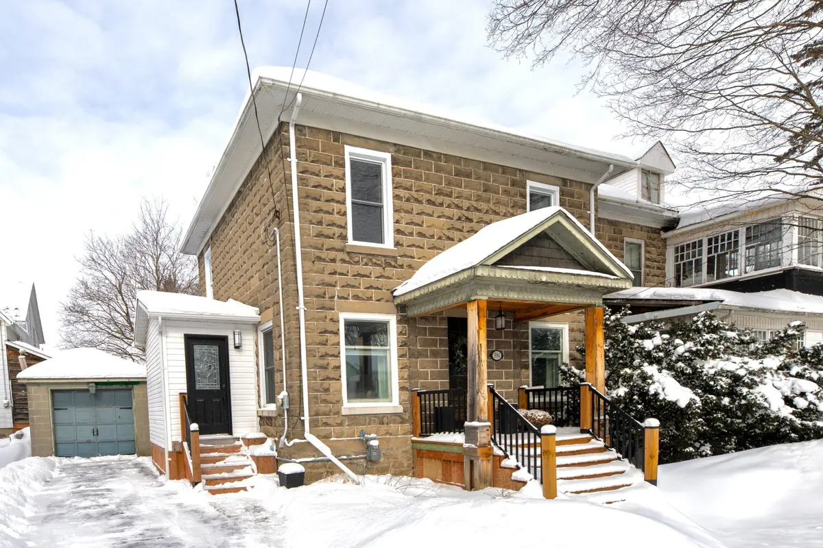 Prescott, ON K0E 1T0,584 Jessup ST