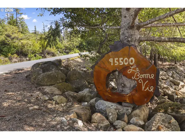 95500 SPIRIT RIDGE RD, Gold Beach, OR 97444