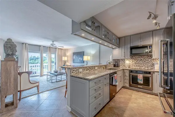 Fort Lauderdale, FL 33308,1831 NE 38th St #206