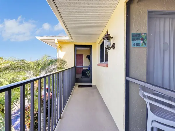 Cape Coral, FL 33904,4021 SE 19th Ave #201