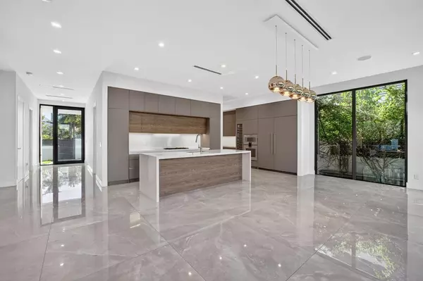 Fort Lauderdale, FL 33301,1225 NE 4th St