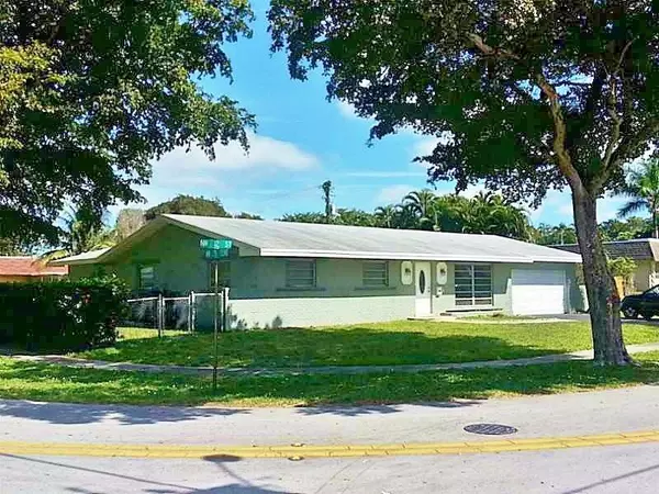7561 NW 12th St, Plantation, FL 33313